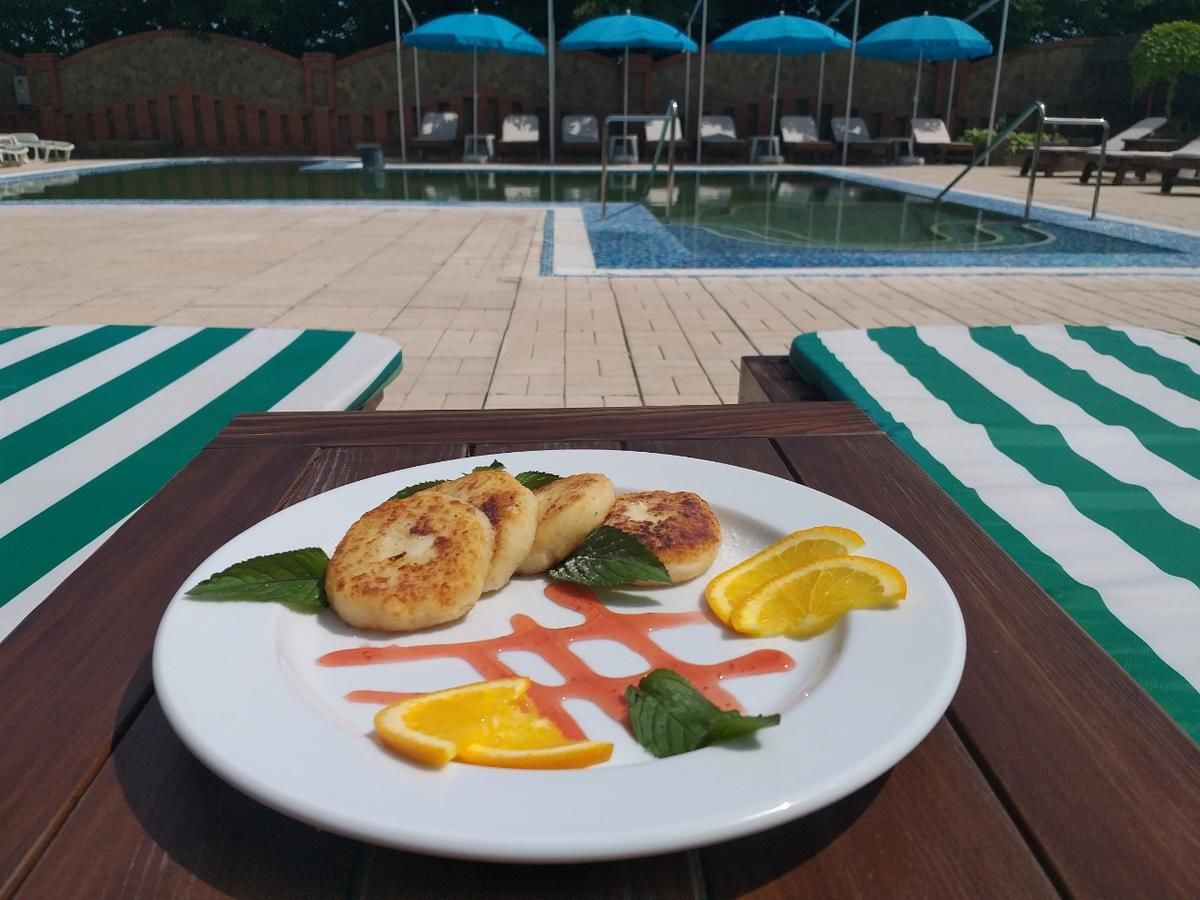 Отель Hotel Mon Senior Бердянск