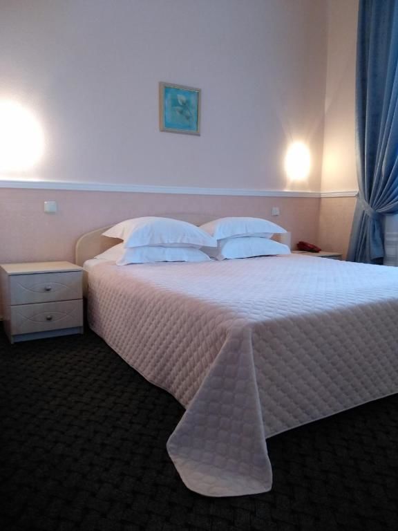 Отель Hotel Mon Senior Бердянск