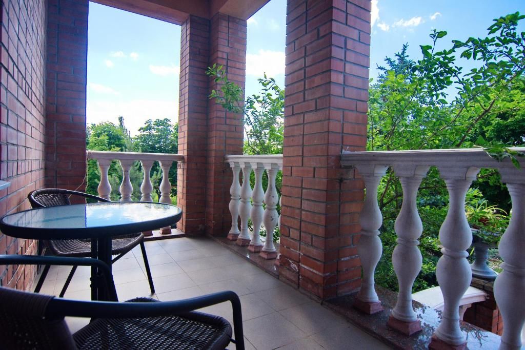 Отель Hotel Mon Senior Бердянск
