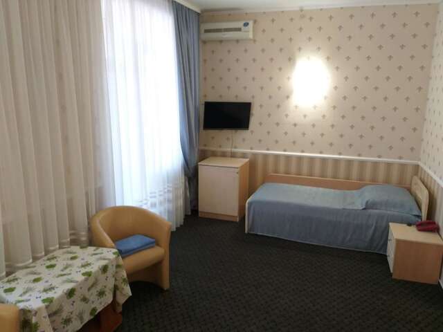 Отель Hotel Mon Senior Бердянск-5