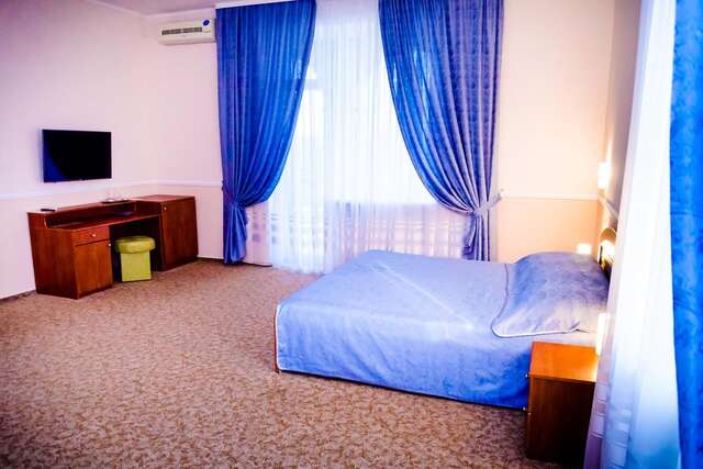 Отель Hotel Mon Senior Бердянск-36